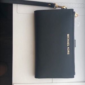 MK wristlet